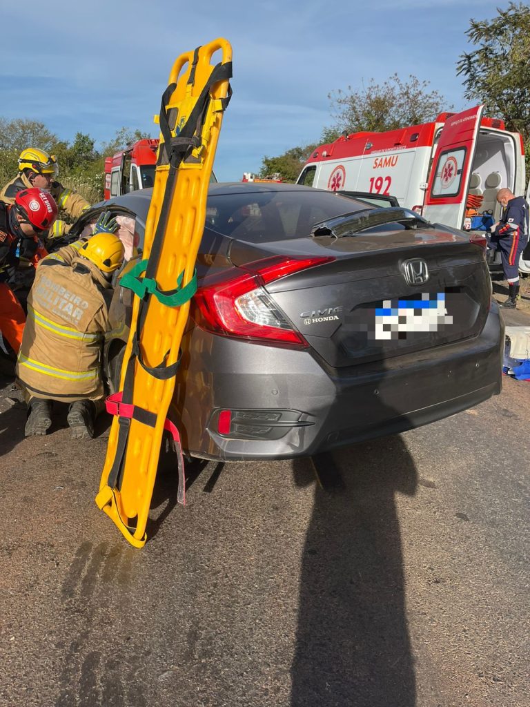 Grave acidente na MGC-122, em Capitão Enéas, deixa um morto e dois feridos