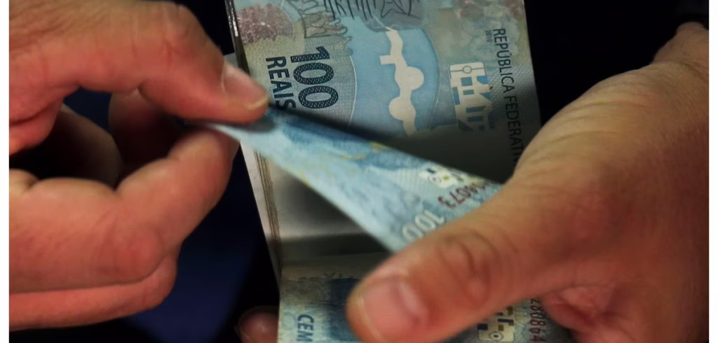 Consumidores podem renegociar dívidas bancárias até 31 de agosto